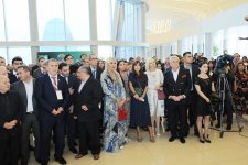 Вице-президент Фонда Гейдара Алиева Лейла Алиева в рамках Фестиваля Насими приняла участие в открытии выставок  (ФОТО)
