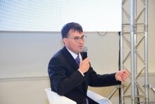 В Центре Гейдара Алиева известный немецкий ученый Михаэль Хесс выступил с лекцией "Осознание Насими в современном контексте" (ФОТО)