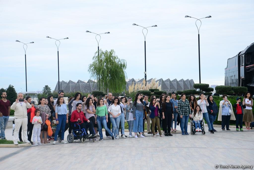 В рамках Фестиваля Насими состоялось выступление инклюзивной танцевальной группы "DanceAbility" (ФОТО)