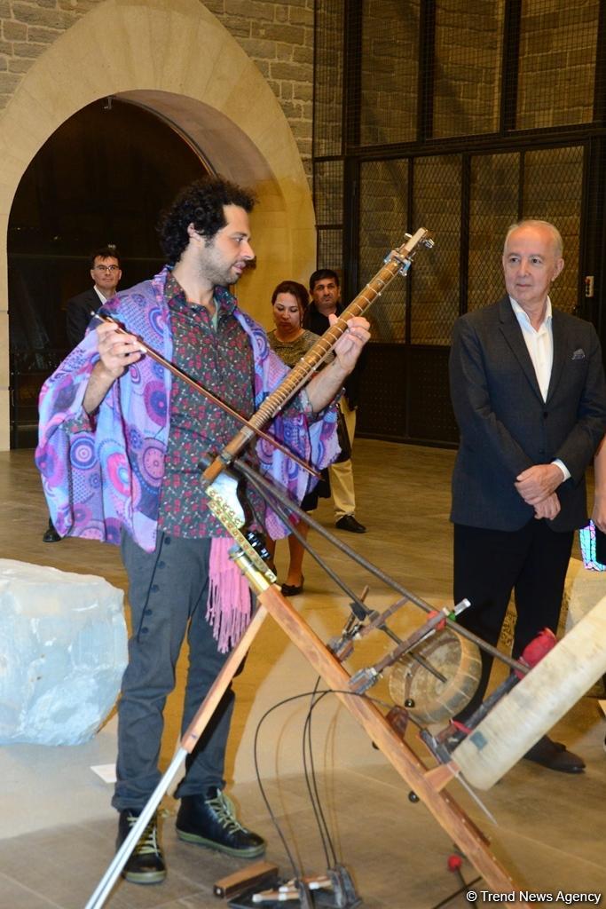 Heydar Aliyev Foundation VP Leyla Aliyeva, Baku Media Center President Arzu Aliyeva take part in presentation of “Bahariyya” music performance as part of Nasimi Festival (PHOTO)