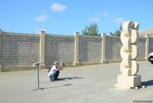 Вице-президент Фонда Гейдара Алиева Лейла Алиева и президент Baku Media Center Арзу Алиева приняли участие в презентации скульптур  "Песнь в камне" в рамках Фестиваля Насими (ФОТО)
