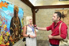 Вице-президент Фонда Гейдара Алиева Лейла Алиева и президент Baku Media Center Арзу Алиева посетили выставку "От отходов к искусству" (ФОТО)