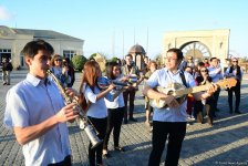 Вице-президент Фонда Гейдара Алиева Лейла Алиева и президент Baku Media Center Арзу Алиева посетили выставку "От отходов к искусству" (ФОТО)