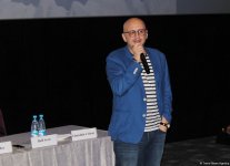 В Баку привезли снег из Ирана - звезды Азербайджана и Турции "оторвутся" на Новый год (ФОТО)
