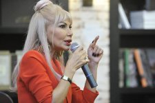 Наргиз Джалилова рассказала  о проблемах современного азербайджанского телевидения (ФОТО)
