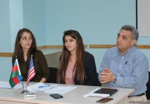 Как поступить в университет США – образовательная выставка в Баку (ФОТО)
