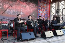 При организации Фонда Гейдара Алиева в Москве открылся городок «Осенние дары Азербайджана»  (ФОТО)