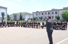 В Баку для военнослужащих проведен концерт в честь Дня государственной независимости (ФОТО)
