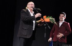 Нубар Новрузова в 60 лет "стала матерью" – праздник для друзей и зрителей (ФОТО)