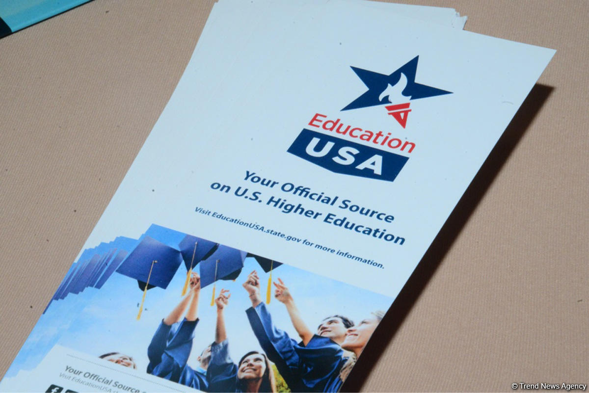 Baku hosts US University Fair (PHOTO)