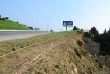 В ИВ района сообщили о ситуации на Зыхском шоссе в Баку после оползня (ФОТО/ВИДЕО)