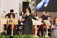 Айбениз Гашимова отметила золотое время двойным праздником (ФОТО)
