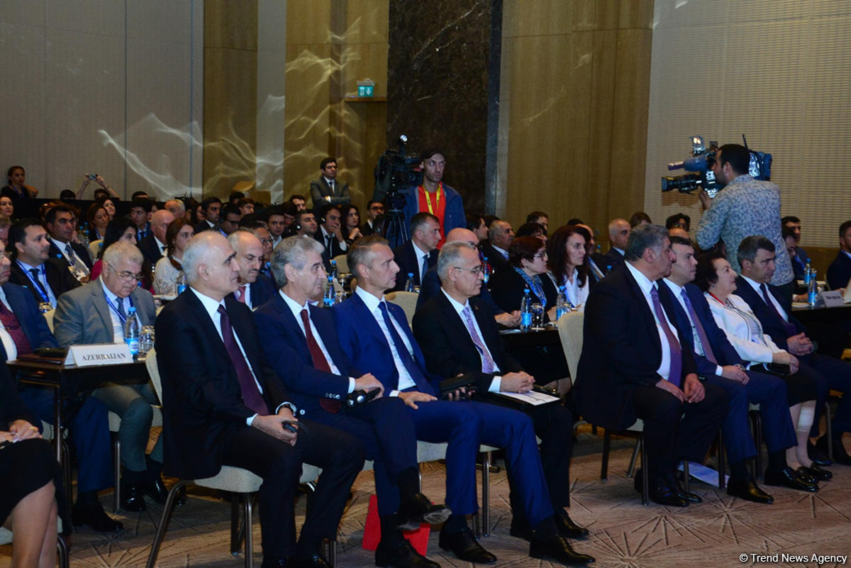Фоторепортаж с Бакинского форума по устойчивому развитию