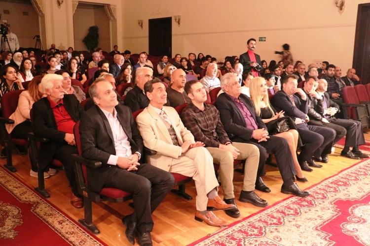 Рафиг Азимов в юбилей "раскрыл тайну жены – проводницы" (ФОТО)