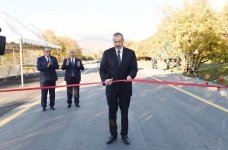 Президент Ильхам Алиев принял участие в открытии автодороги Гах-Гыпчаг-Агязы (ФОТО)