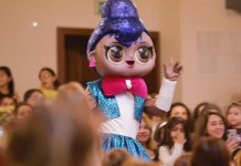 Бакинцы восторге от кукол L.O.L (ФОТО, ВИДЕО)