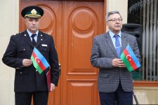 В Баку прошел флешмоб  в честь Дня Государственного флага Азербайджана (ФОТО)