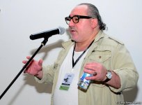 YARAT представил выставку Педро Гомес-Эганьи "Слейпнир" (ФОТО)