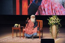 Vice-president of Heydar Aliyev Foundation Leyla Aliyeva attends lecture of recognized Indian yogi and mystic Sadhguru (PHOTO)