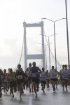 Азербайджанка пробежала по Босфорскому мосту из Азии в Европу, установив рекорд  (ФОТО)