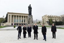 Президент Ильхам Алиев ознакомился с работами по благоустройству и созиданию вокруг бакинской мечети Тезепир (ФОТО)