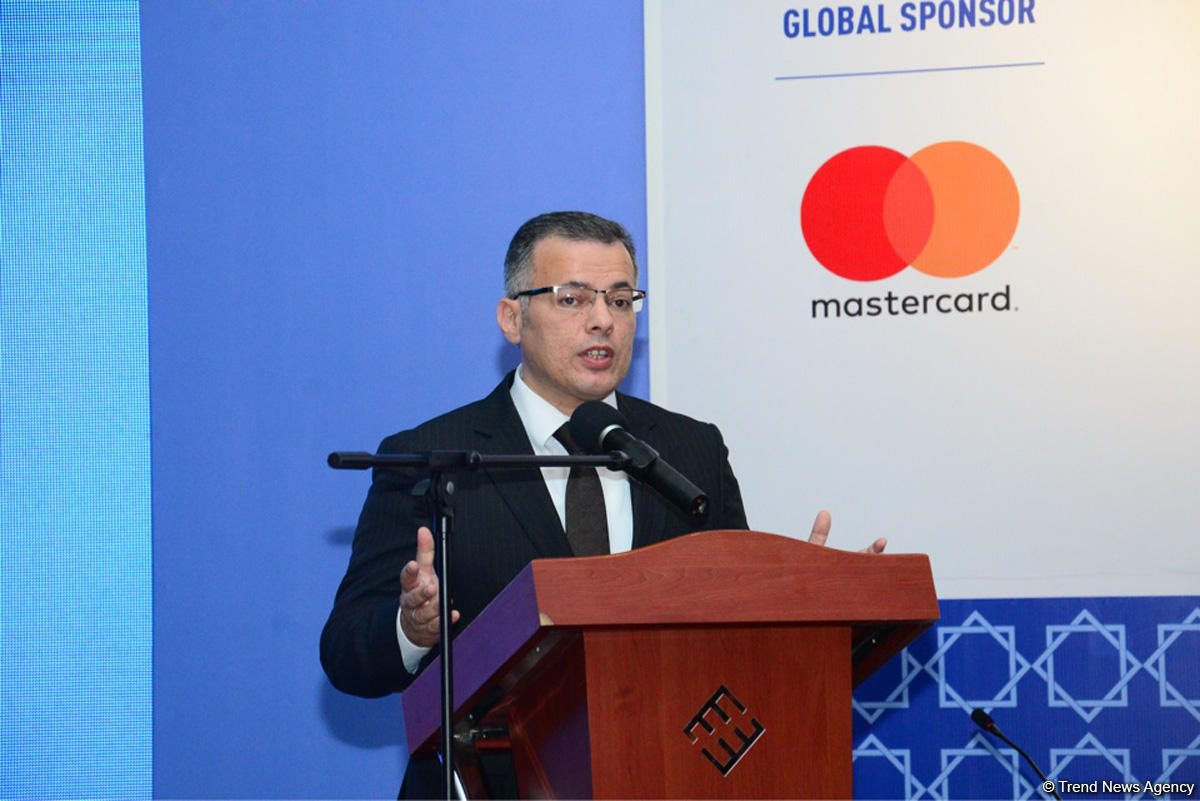 Central Bank: Share of cash payments to sharply decline in Azerbaijan (PHOTO)