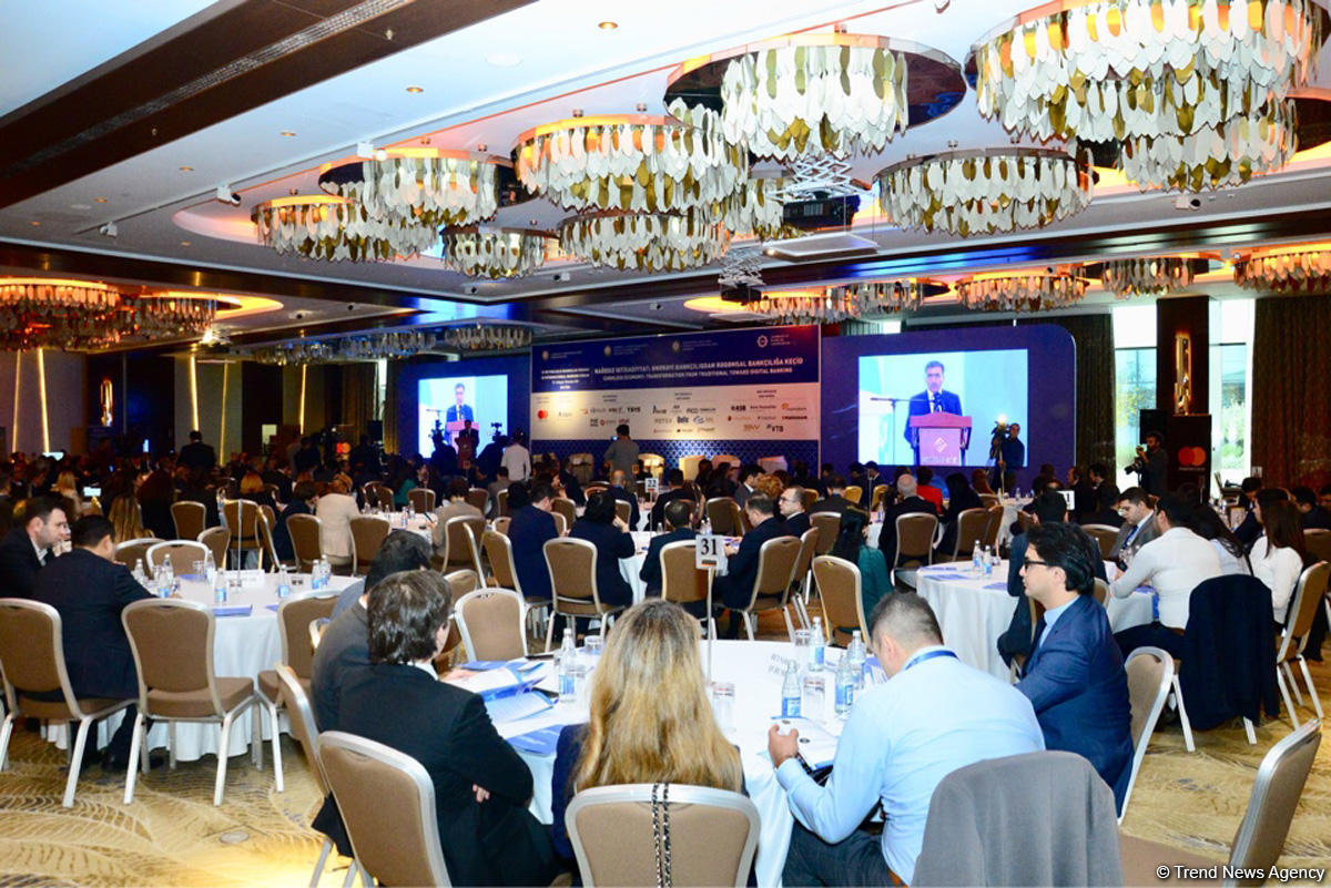 Central Bank: Share of cash payments to sharply decline in Azerbaijan (PHOTO)