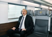 Президент Ильхам Алиев принял участие в открытии комплекса железнодорожного вокзала Сумгайыта (ФОТО)