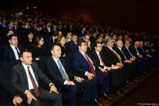 В Баку прошел VIII Форум азербайджанской молодежи (ФОТО)