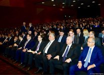 В Баку прошел VIII Форум азербайджанской молодежи (ФОТО)