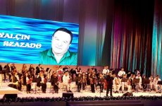 Корифей азербайджанской эстрады Ялчын Рзазаде отметил юбилей (ВИДЕО, ФОТО)