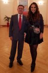 В Баку представлены картины, нарисованные соками овощей и фруктов (ФОТО)