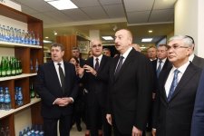 President Ilham Aliyev observes Azerbaijan’s trading house in Minsk (PHOTO)