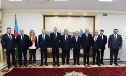 President Ilham Aliyev observes Azerbaijan’s trading house in Minsk (PHOTO)