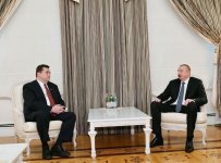 President Aliyev receives chairman of Russian Union of Journalists (PHOTO)