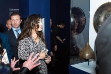Вице-президент Фонда Гейдара Алиева Лейла Алиева приняла участие в открытии выставки «Семь красавиц» в Москве (ФОТО)