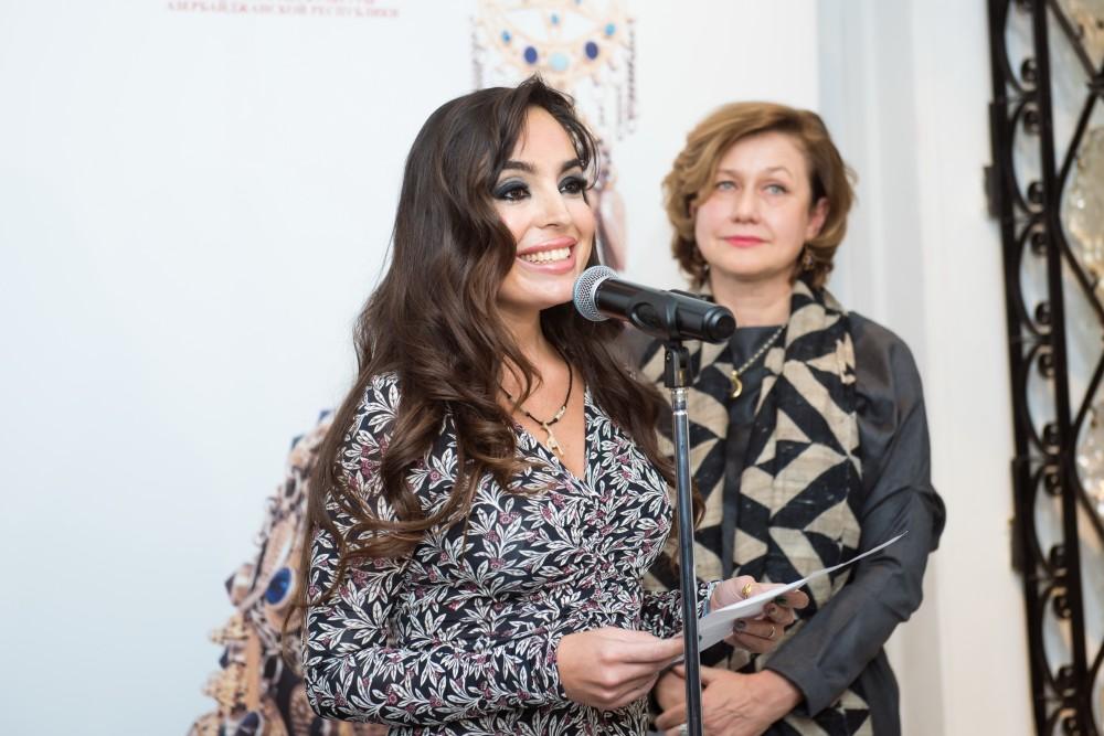Вице-президент Фонда Гейдара Алиева Лейла Алиева приняла участие в открытии выставки «Семь красавиц» в Москве (ФОТО)
