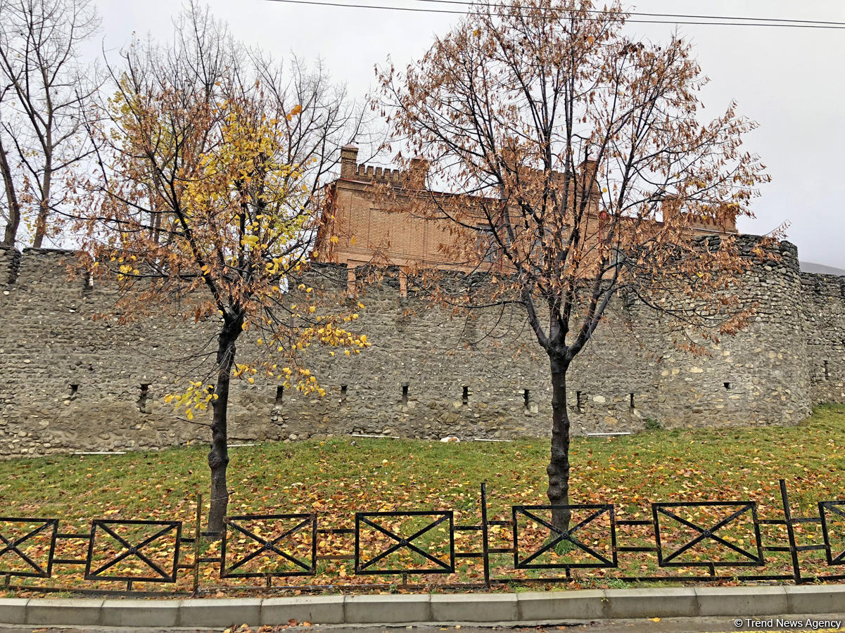Золотая осень в Шеки – когда оказываешься в сказке (ФОТО)