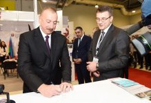 Президент Ильхам Алиев и Первая леди Мехрибан Алиева ознакомились с выставкой «Bakutel-2018» (ФОТО)