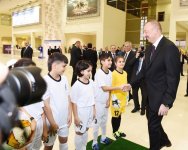 Президент Ильхам Алиев и Первая леди Мехрибан Алиева ознакомились с выставкой «Bakutel-2018» (ФОТО)