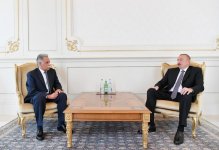 Президент Ильхам Алиев принял верительные грамоты послов ряда стран (ФОТО)