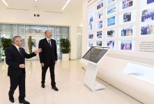 Azerbaijani president inaugurates Youth Center (PHOTO)