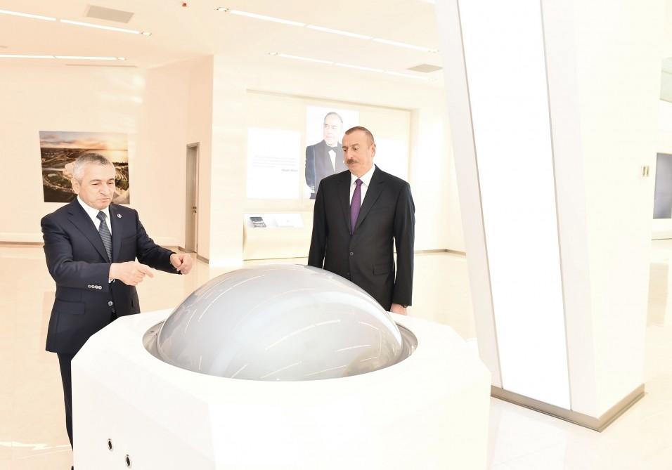 Azerbaijani president inaugurates Youth Center (PHOTO)