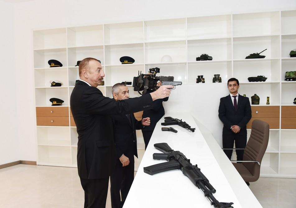 Azerbaijani president inaugurates Youth Center (PHOTO)