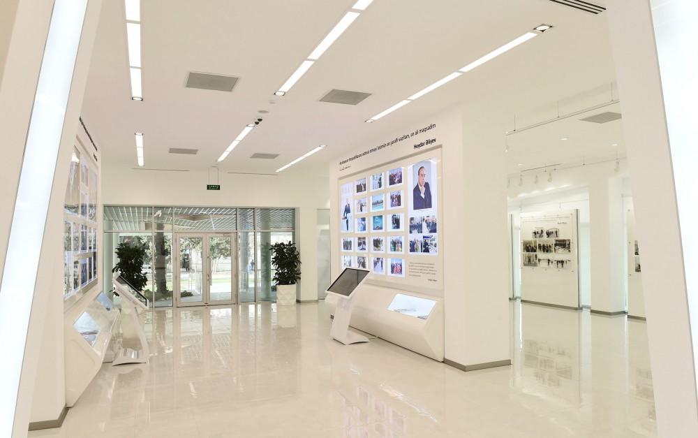 Azerbaijani president inaugurates Youth Center (PHOTO)