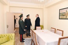 Президент Ильхам Алиев принял участие в церемонии предоставления новых квартир военнослужащим в Сабунчинском районе Баку (ФОТО)