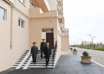 Президент Ильхам Алиев принял участие в церемонии предоставления новых квартир военнослужащим в Сабунчинском районе Баку (ФОТО)