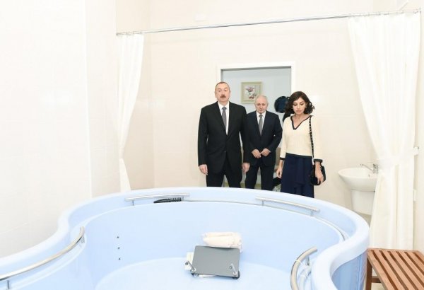 Azerbaijani president, first lady view newly-renovated Medical Rehabilitation Institute (PHOTO)