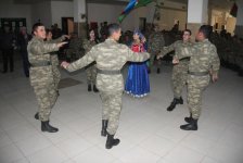 Эльнур Мамедов поздравил с Новым годом военнослужащих (ФОТО)