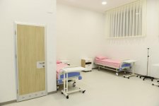 Президент Ильхам Алиев и Первая леди Мехрибан Алиева ознакомились с условиями после капитальной реконструкции в НИИ медицинской реабилитации в Баку (ФОТО)